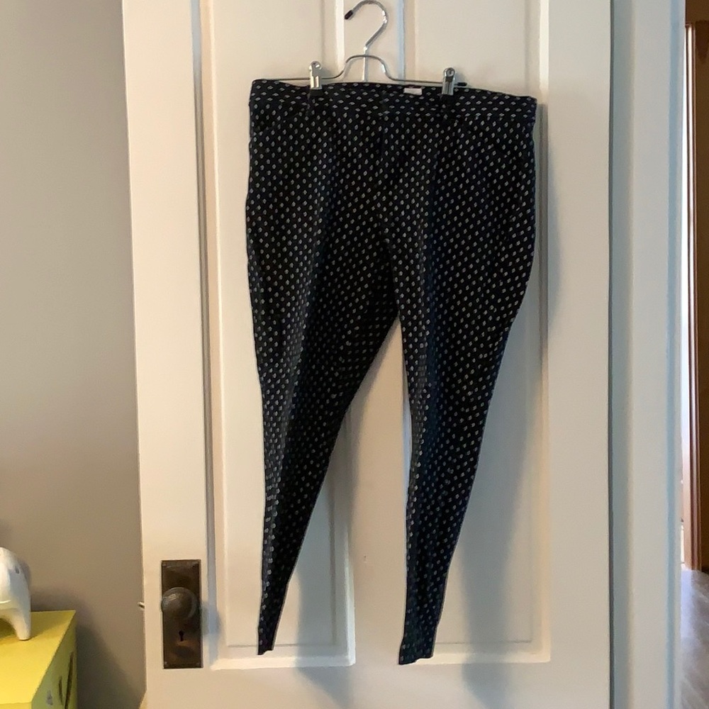 Gap cropped pants